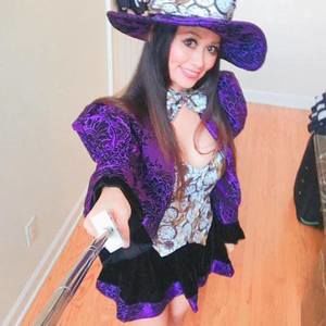 Meet your Posher, Pinky